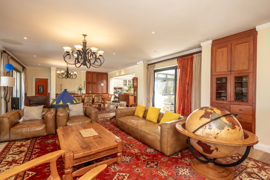 7 Bedroom Property for Sale in Welgedacht Western Cape